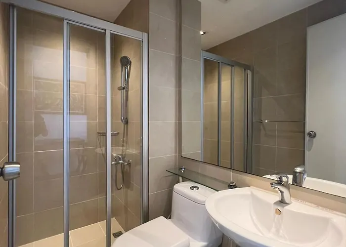 Gramercy - Sky-view 1 Bed Escape With Pool & Access *